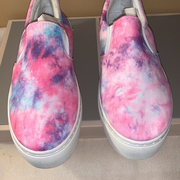 ☂️ NEW Qupid Pink Blue Tie Dye Slip On Sneakers Y2K Pastel Festival Shoes 9 - Picture 4 of 10